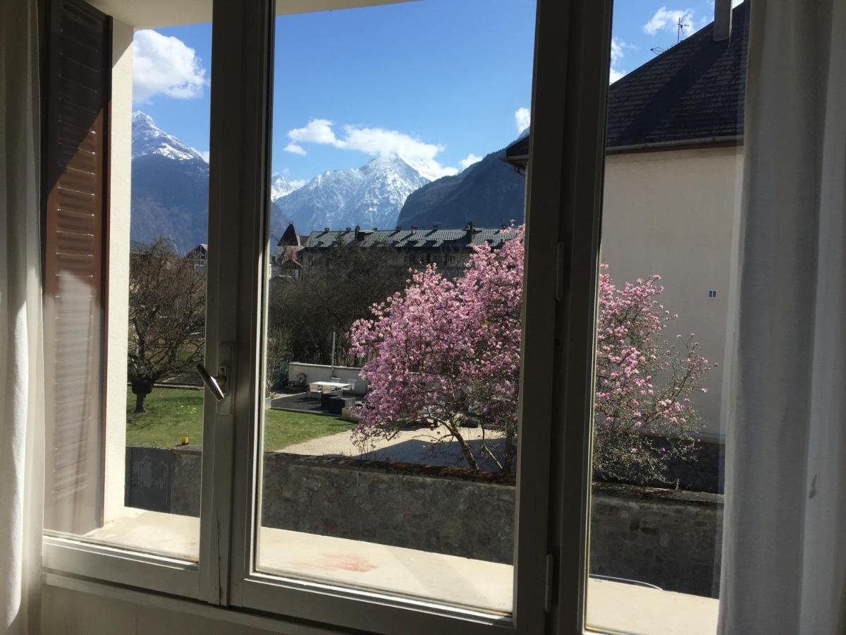 Superbe Appartement A Bourg D'Oisans Avec Terrasse Sud Ле-Бур-д'Уазан Экстерьер фото